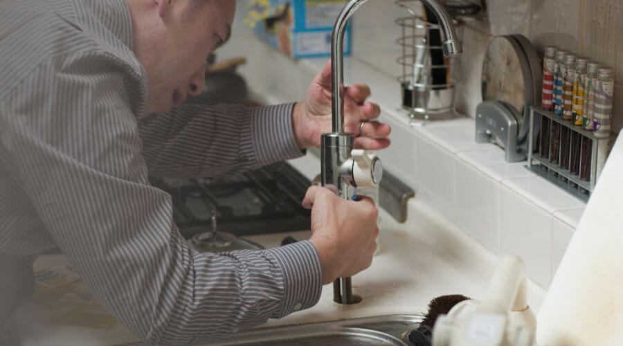 Professional Tankless Water Heater Installation in Kansas, IL